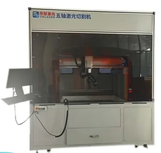 帝耐激光 DNWZ3000FC Z 軸 600mm 行程與 A/C 擺軸作業范圍示意